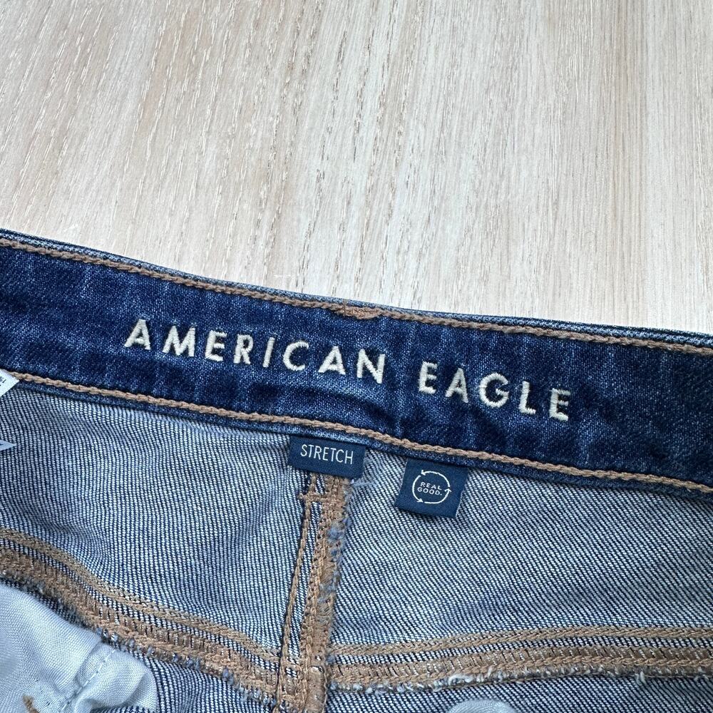 American Eagle Stretch Mom High Waisted Casual Dark Wash Denim Jeans 6 SHORT - Picture 9 of 16